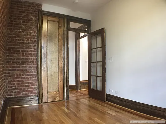 Rented by Sovereign Associates | media 14