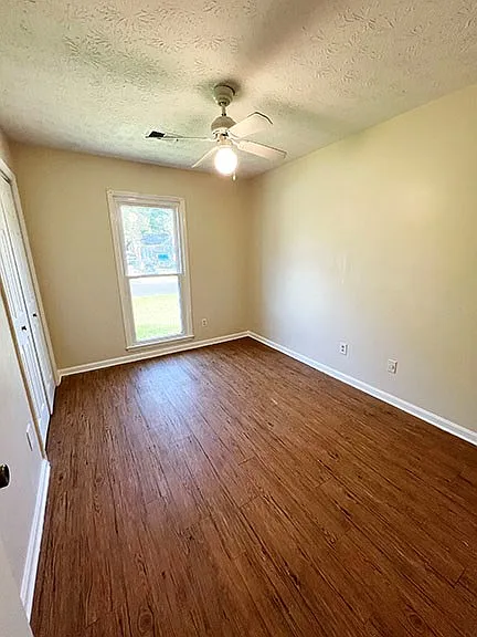4518 Randall Dr — Photo 4