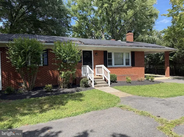 39084 Chaptico Rd, Mechanicsville, MD 20659