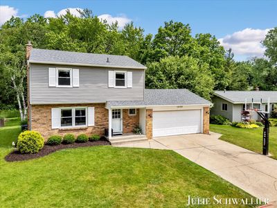 1038 N Hampton Dr NE, Grand Rapids, MI, 49505