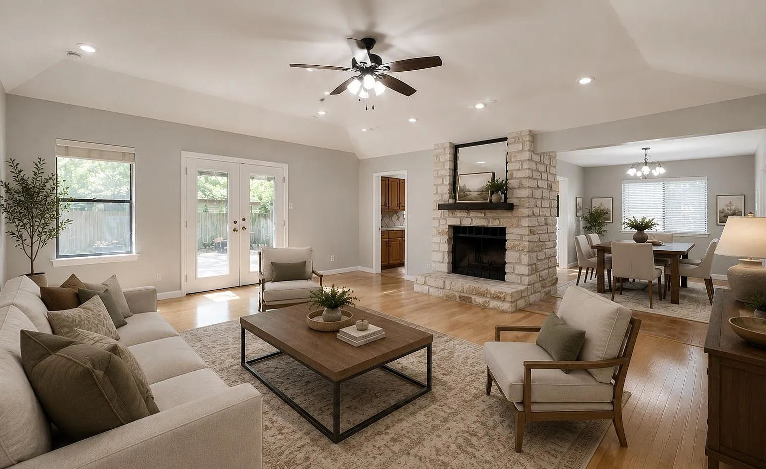 3 bed, 2.0 bath, 1651 sqft, $2,900 — Photo 1