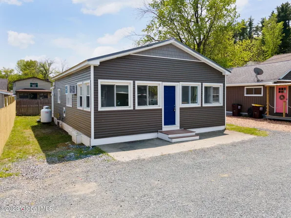110 4th Street, Saratoga Springs, NY 12866