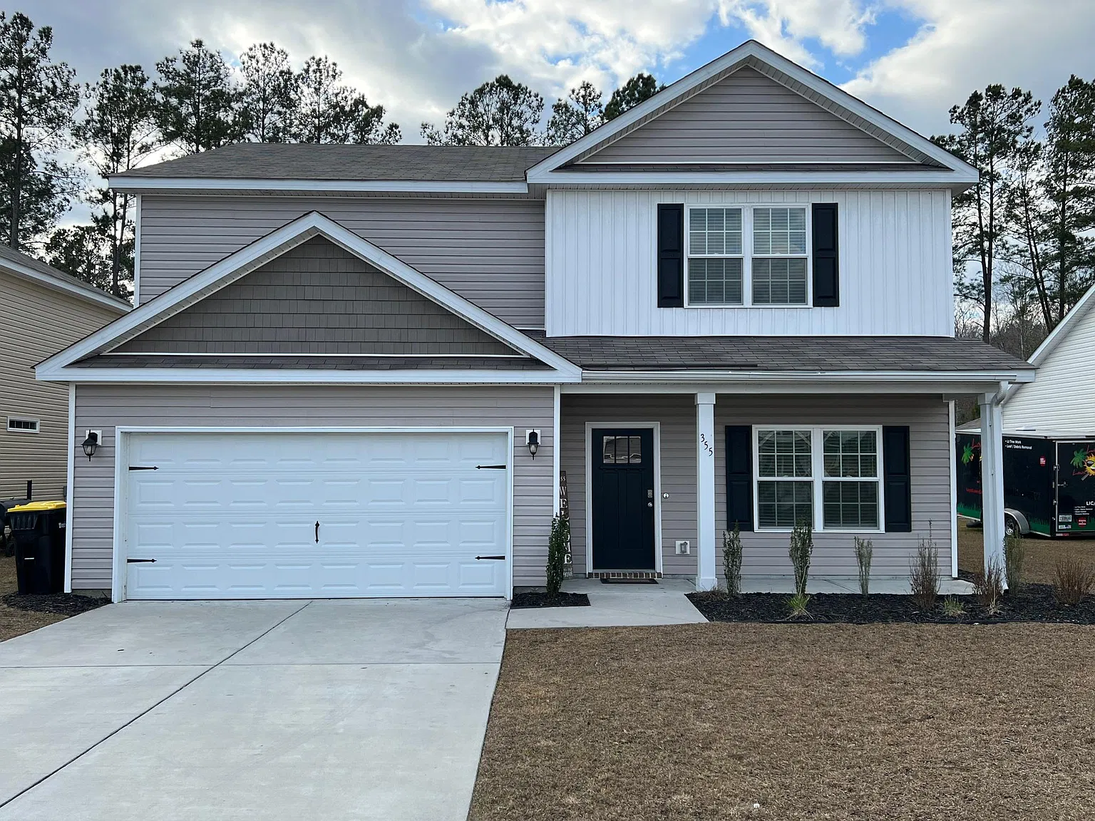 355 Coconut Dr — Photo 1