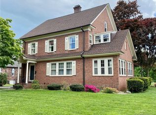 56 Church St, Windsor Locks, CT 06096