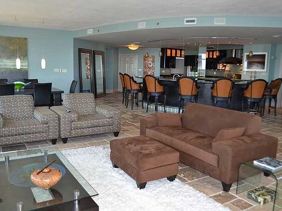 4th image of 320 Harbor Blvd Unit 1004