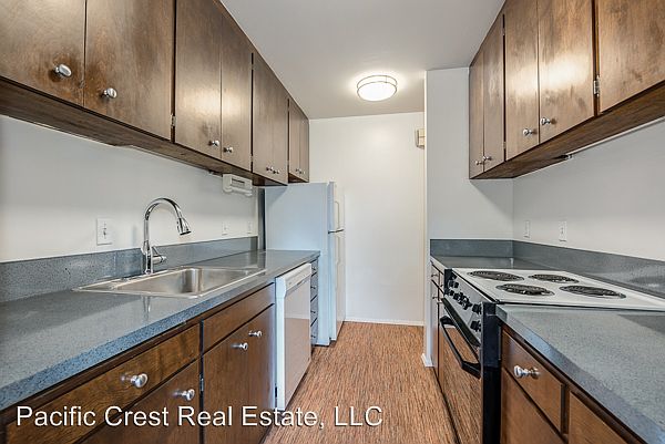 1st image of 524 Federal Ave E APT 305