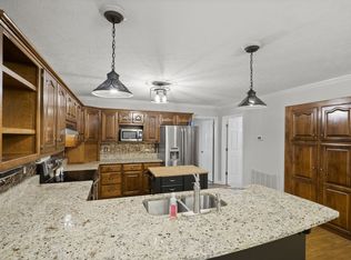 300 Westland St, Portland, TN 37148