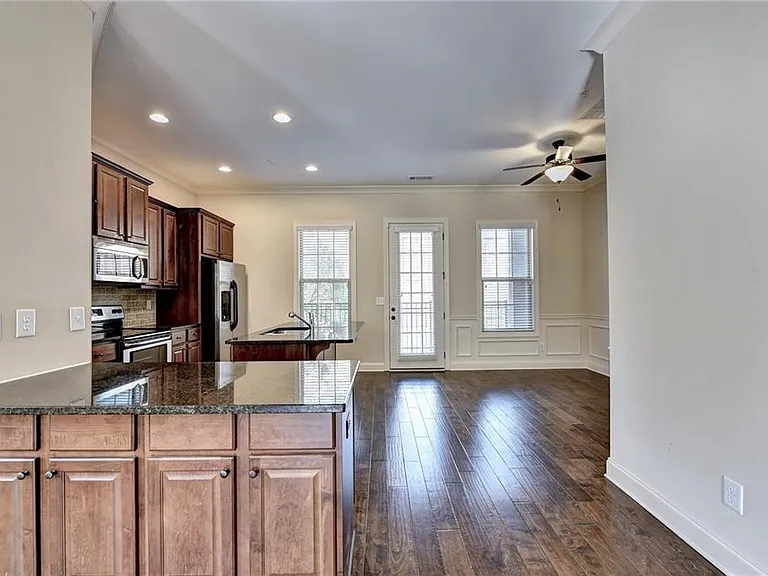 2448 Tenor Ln — Photo 25