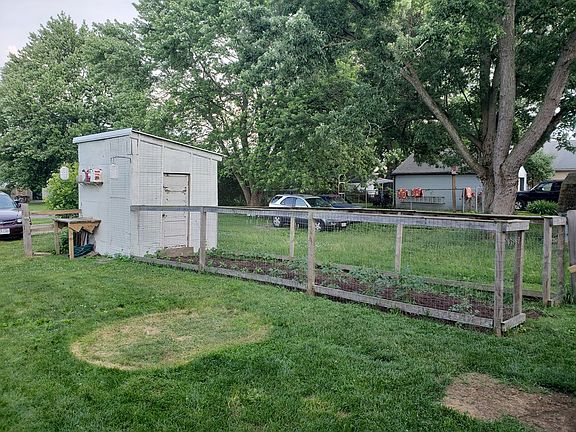 4th image of 436 N Greenwood St