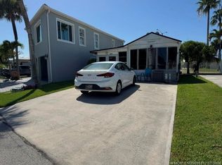 2029 Nettles Blvd, Jensen Beach, FL 34957