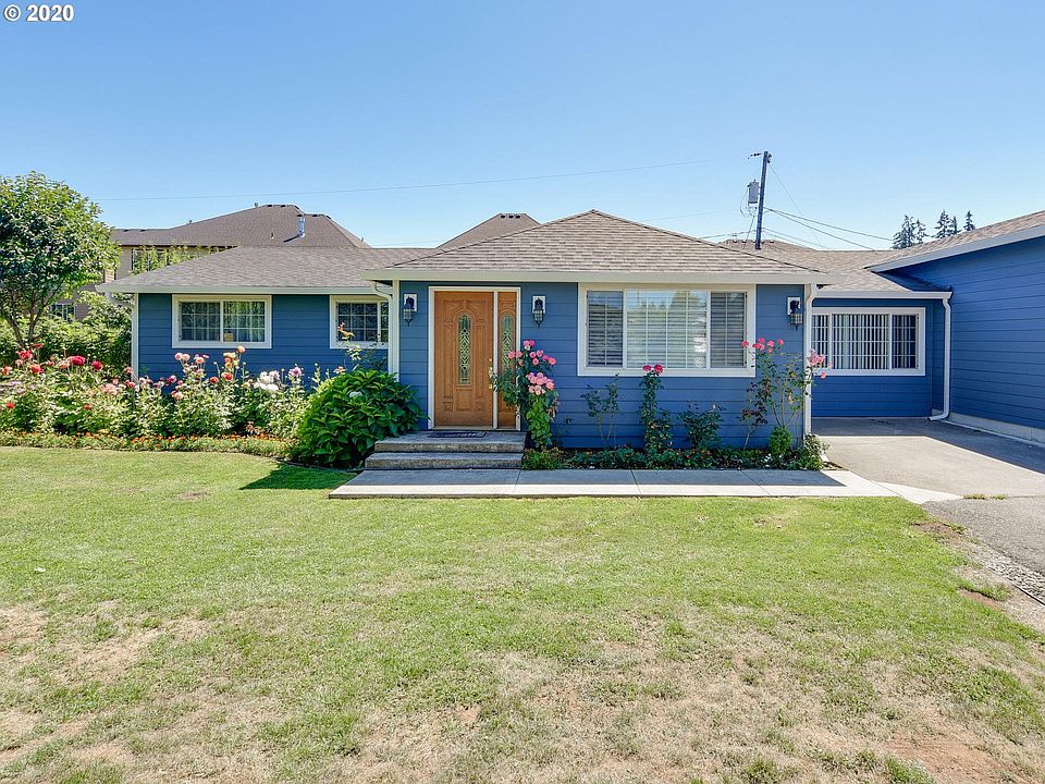 1st image of 10616 NE 124th Ave