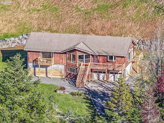 4th image of 94263 Matheny Creek Ln