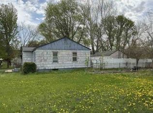 407 W College Dr, Marshall, MN 56258