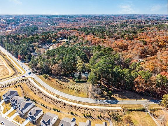 5th image of 3033 Fence Road