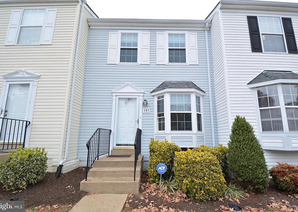 1st image of 103 Mayfair Pl