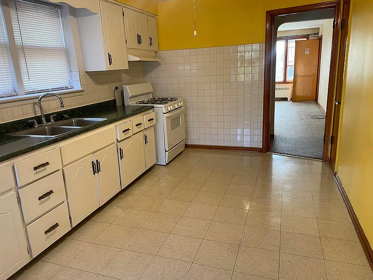 5712 S Meade Ave #2 — Photo 5