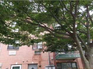 634 Grassmere Ter, Far Rockaway, NY 11691