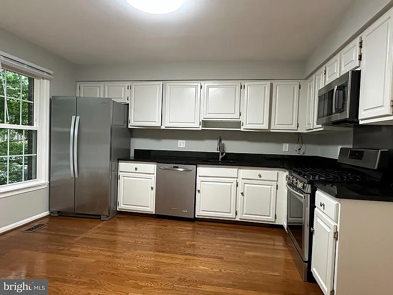 10152 Village Knolls Ct — Photo 7