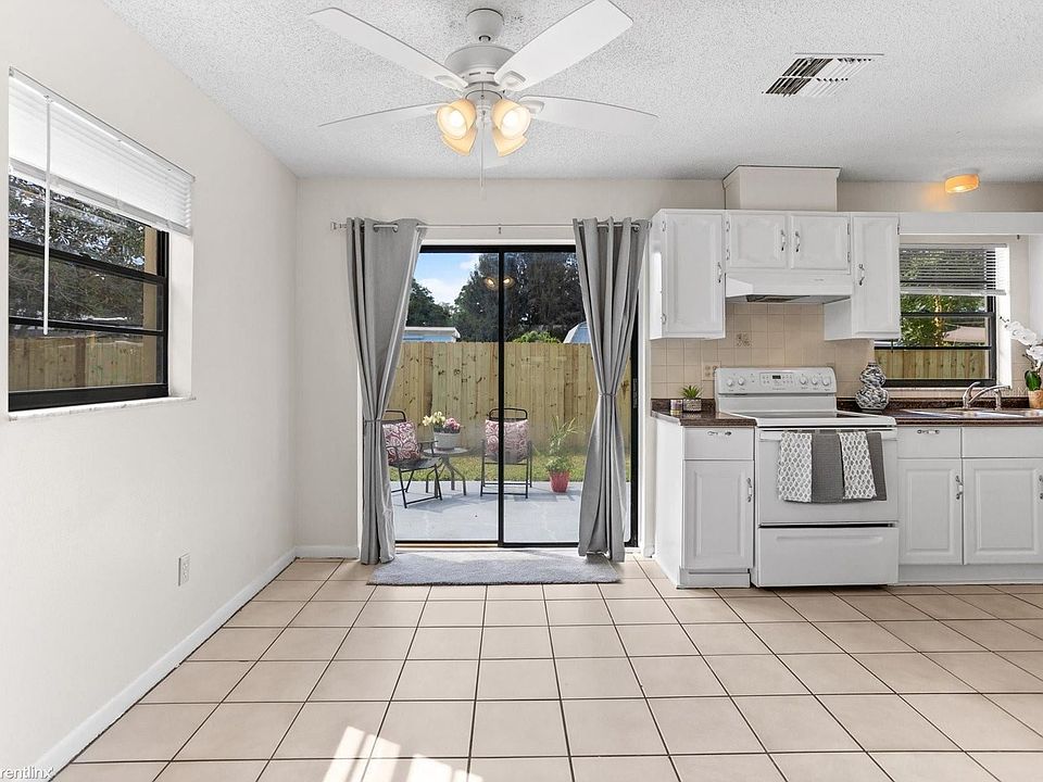 1st image of 7944R 48th Ave N