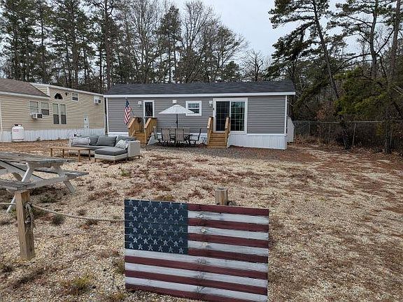 3rd image of 561 Corson Tavern Rd #L9