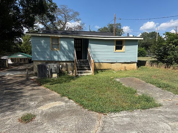 4th image of 16 Clover St SW