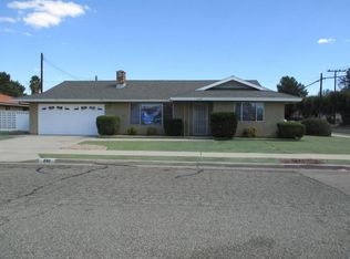 690 S Harvard St, Hemet, CA 92543
