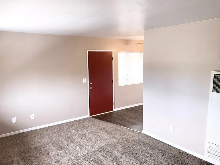 3144 Grape St #1 — Photo 5