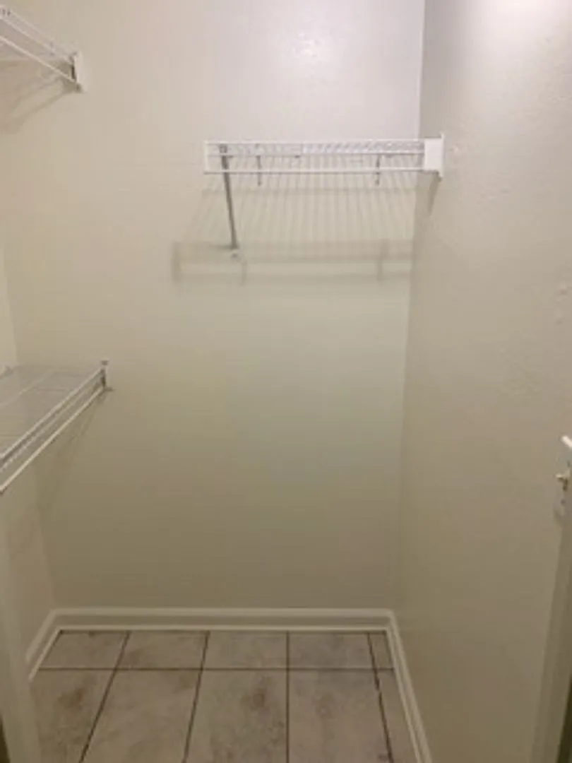 Spacious 4BD/2BA Sanford Gem Room to Grow Near Historic Downtown! — Photo 2