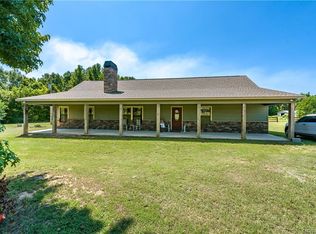 172 Peace Ln, Benton, LA 71006