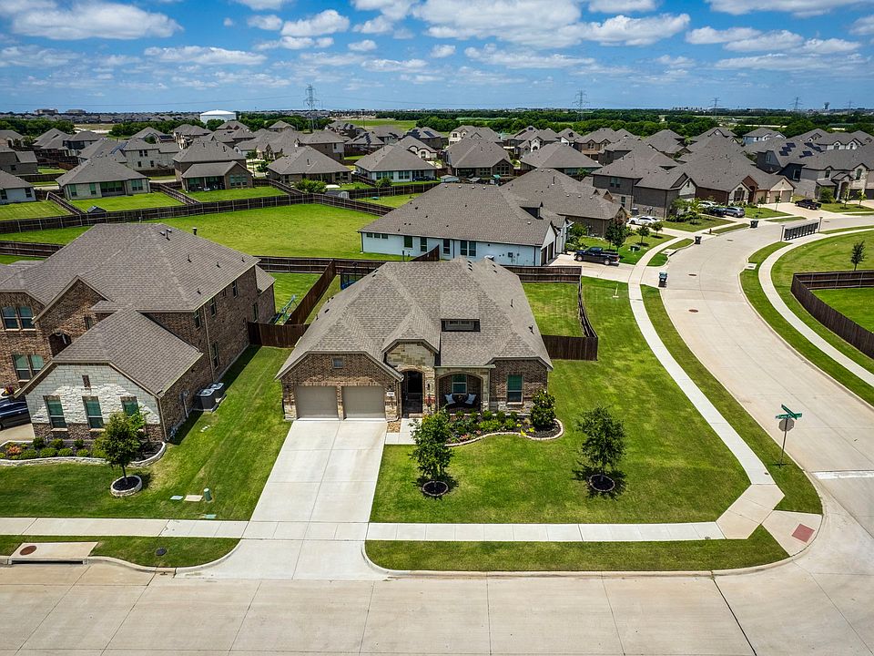 1st image of 3660 Twin Pines Dr