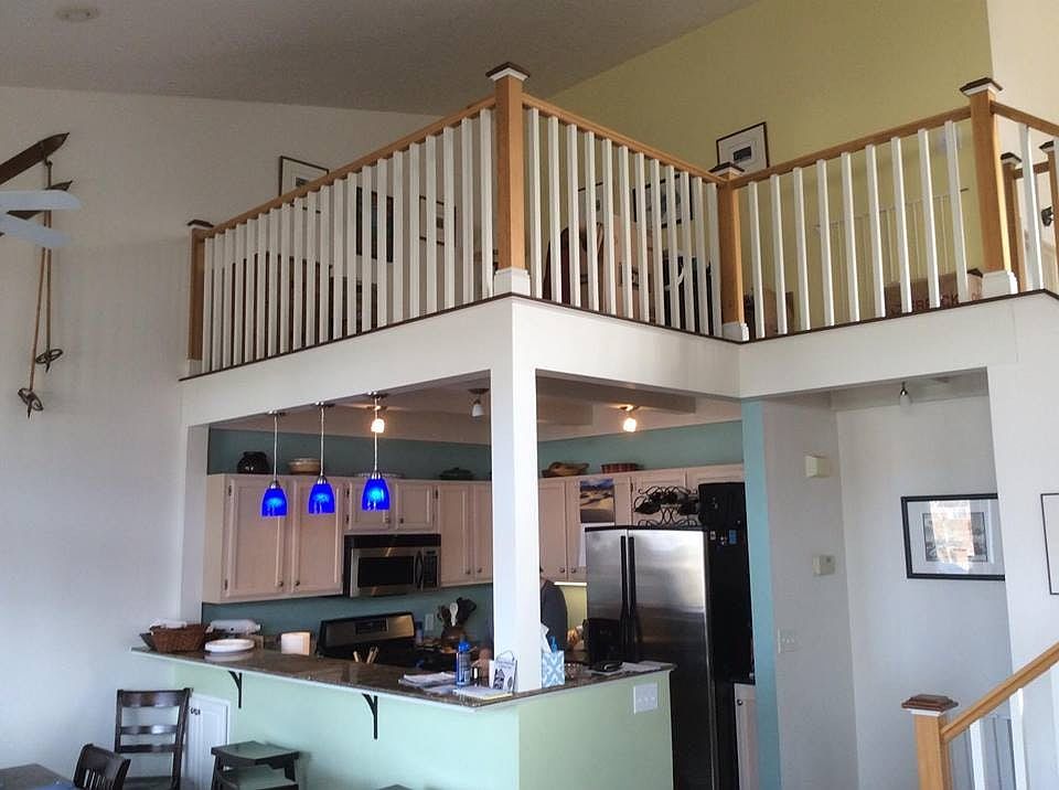 Kitchen and loft