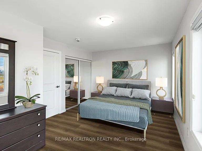 213 Downsview Park Blvd — Photo 42
