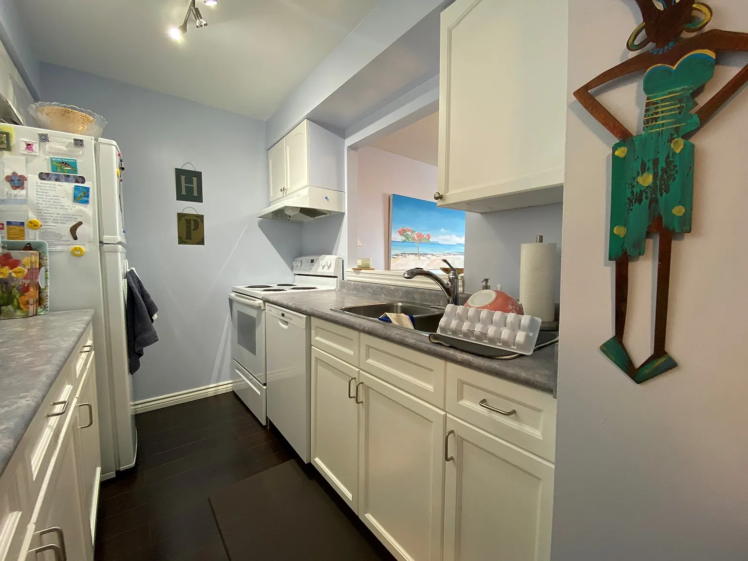 10 Ellen Street East Kitchener — Photo 3