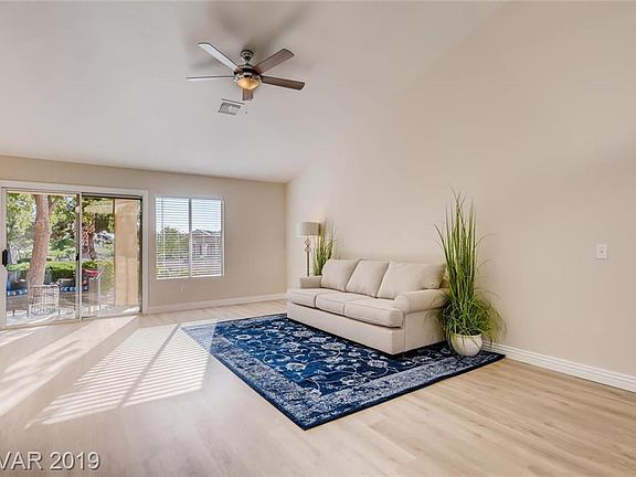 5th image of 2740 Desert Crystal Dr