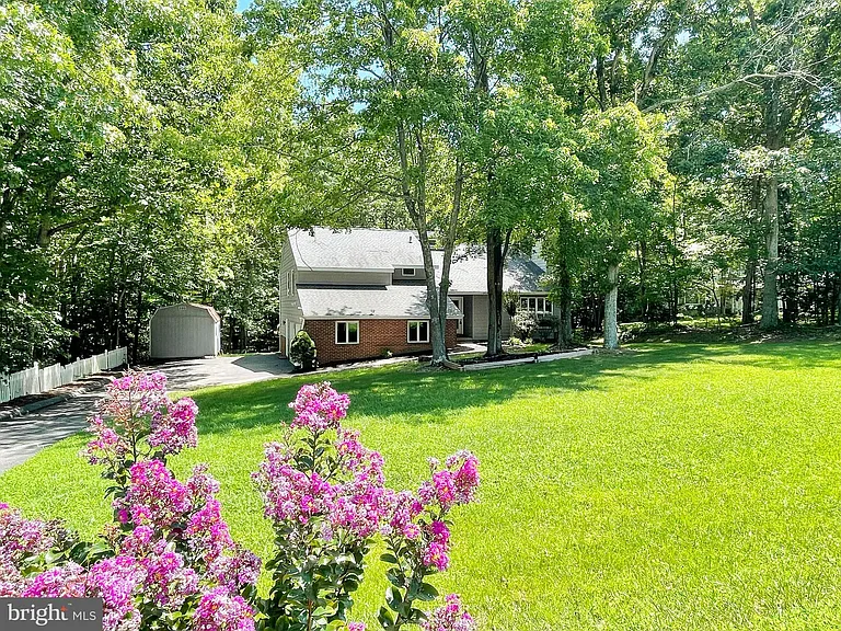22480 Sparrow Ct — Photo 1