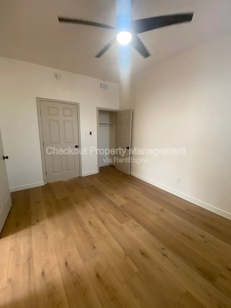 Building Photo - 4716 Louisiana Ave #2F