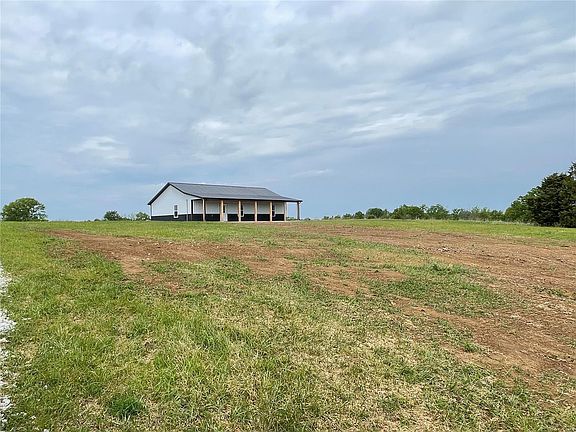 3rd image of 33644 Highway 154