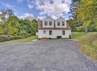 155 Noxon Rd, Poughkeepsie, NY 12603