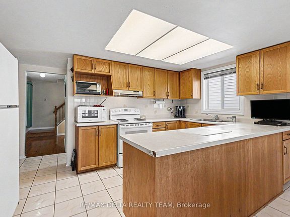 4th image of 27 Bramblegrove Cres
