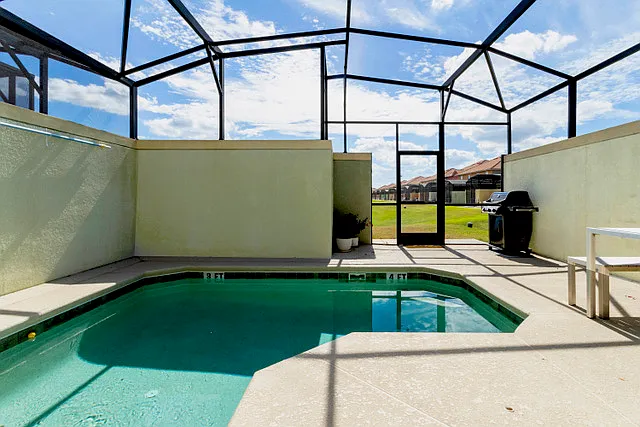 Private pool