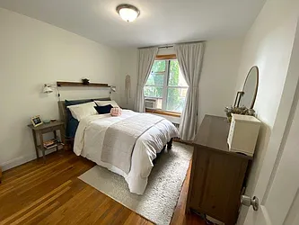 Rented by Bouklis Group