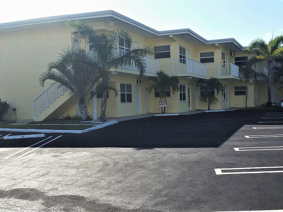 Woodcrest Terrace Complex