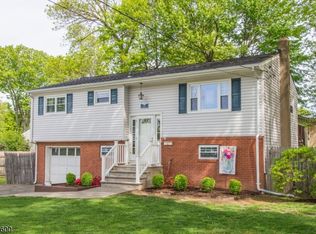 545 Allentown Rd, Parsippany, NJ 07054