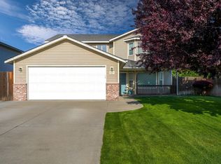 927 N Owen Ave, Pasco, WA 99301