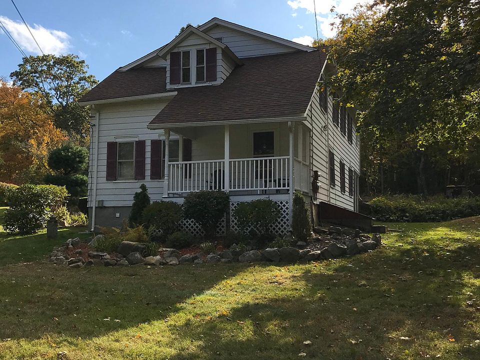 Front porch is for use by 1st floor tenants