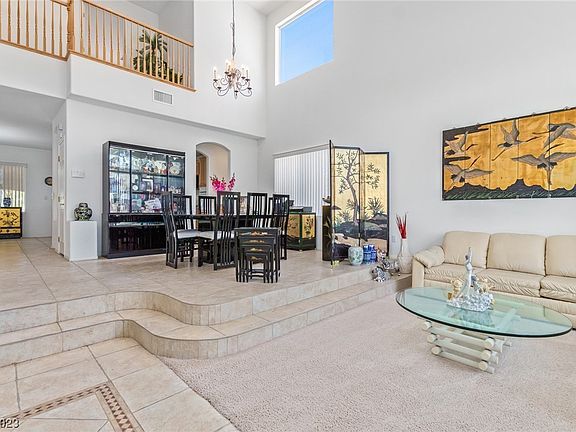 5th image of 3831 Tropical Vine St