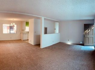 645 Coronado Ave APT B, Long Beach, CA 90814