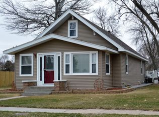 607 Elm St, Dalton, NE 69131