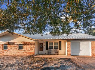 162 Alberta Dr, Ozark, AL 36360