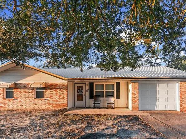 162 Alberta Dr, Ozark, AL 36360